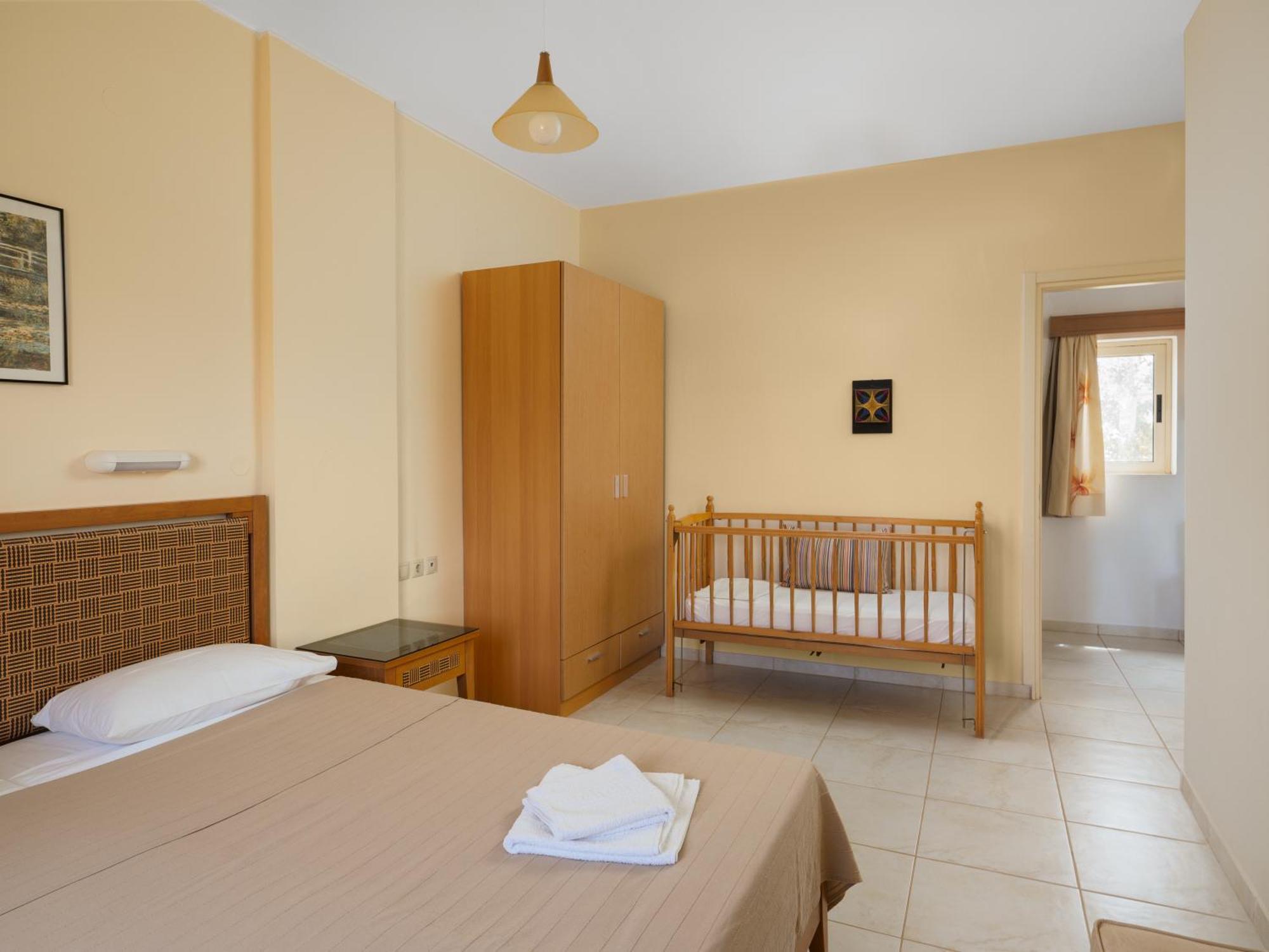 Fotis Studios Apartments 구베스 외부 사진