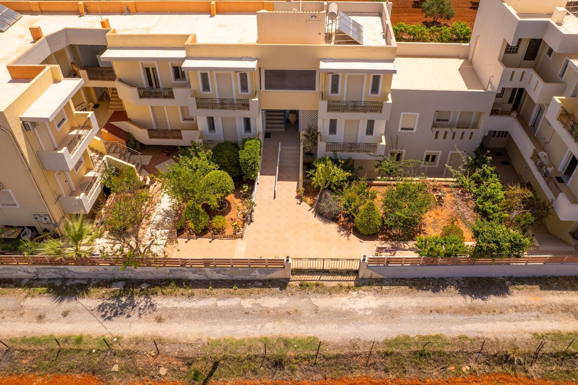 Fotis Studios Apartments 구베스 외부 사진